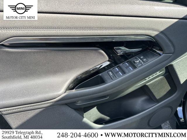 Used 2022 Land Rover Range Rover Evoque S AWD/4WD image 18