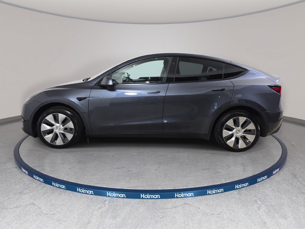 Used 2023 Tesla Model Y Long Range AWD/4WD image 9
