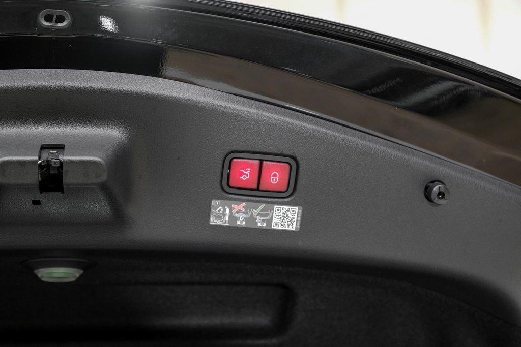 Used 2025 Mercedes-Benz CLE 53 AMG 4MATIC Coupe image 42