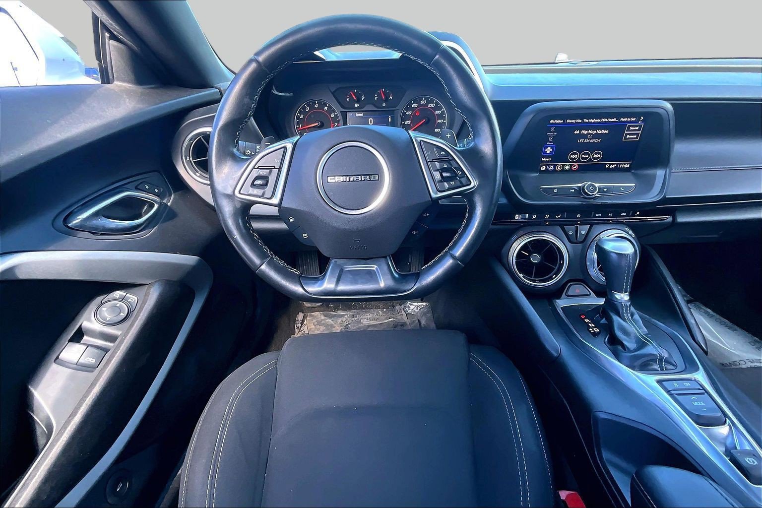 Used 2021 Chevrolet Camaro LT RWD image 5