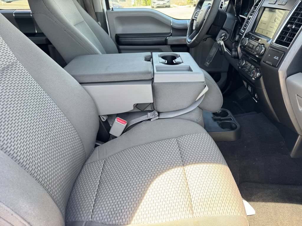 Used 2016 Ford F150 XLT w/ Equipment Group 302A Luxury AWD/4WD image 10