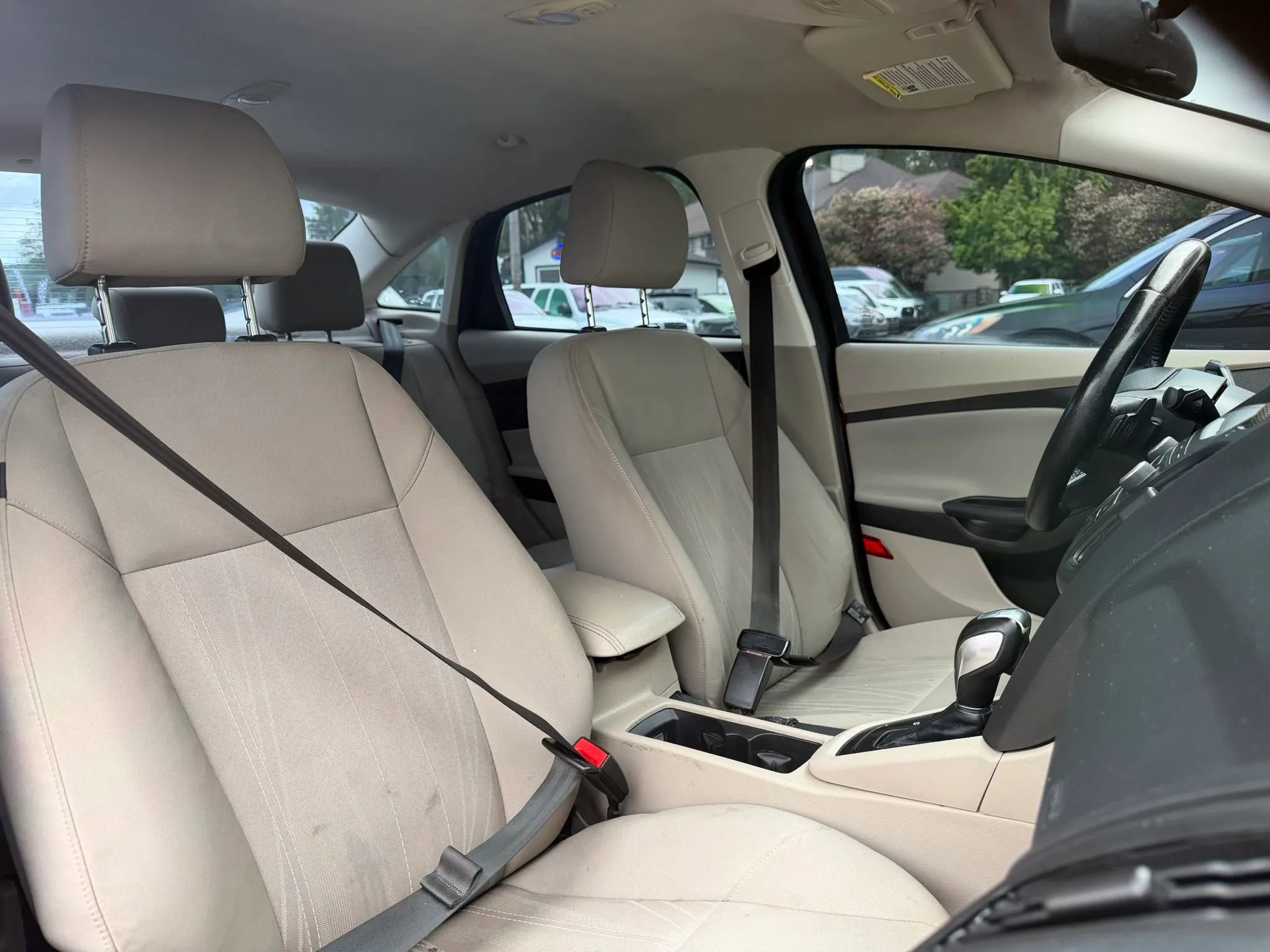 Used 2015 Ford Focus SE FWD image 18