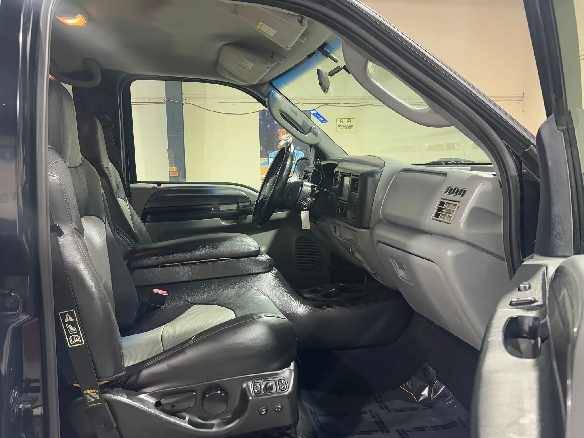 Used 2004 Ford F250 XLT AWD/4WD image 14
