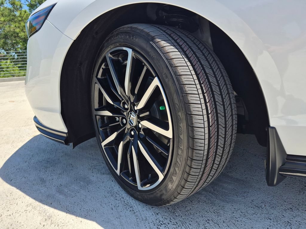 New 2026 Honda Accord Touring image 9