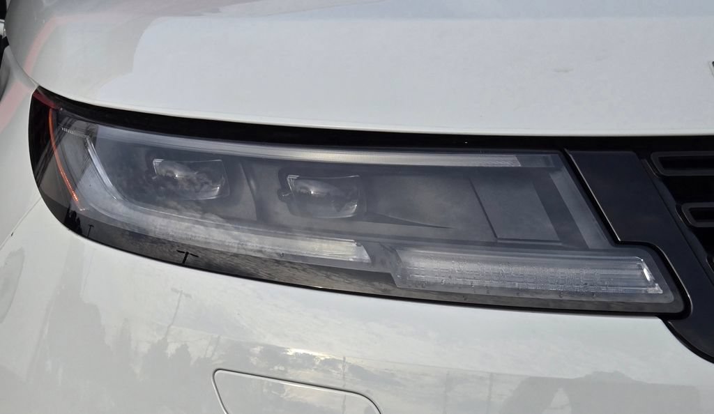 Used 2023 Land Rover Range Rover Sport SE AWD/4WD image 14