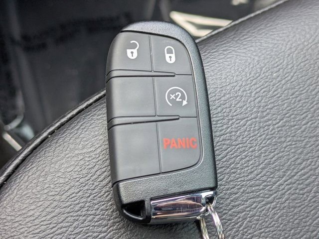 New 2026 Jeep Compass Latitude image 25