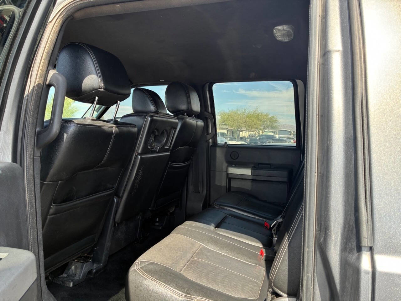 Used 2013 Ford F250 Lariat w/ Lariat Interior Pkg AWD/4WD image 18