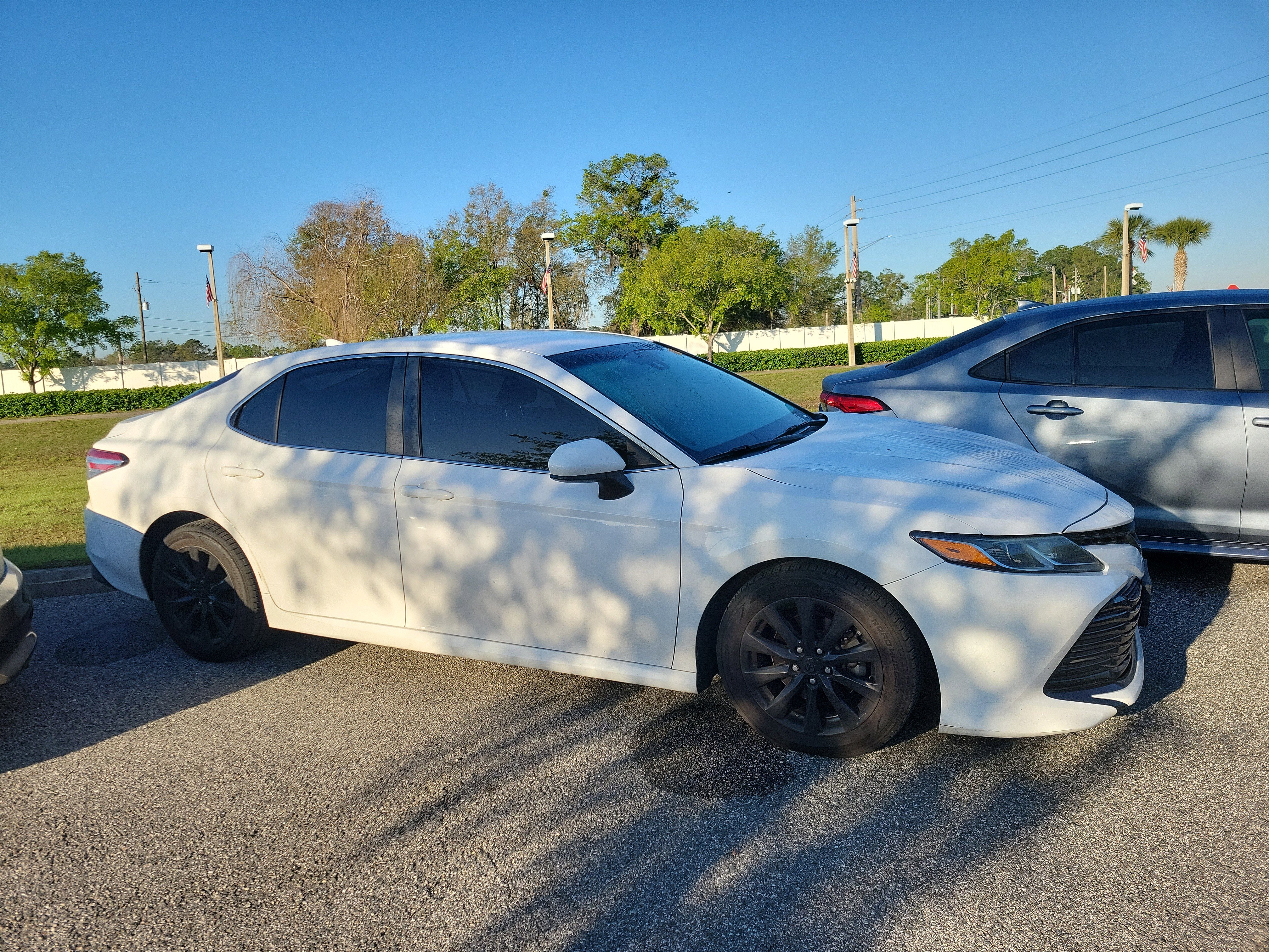 Used 2019 Toyota Camry LE image 7