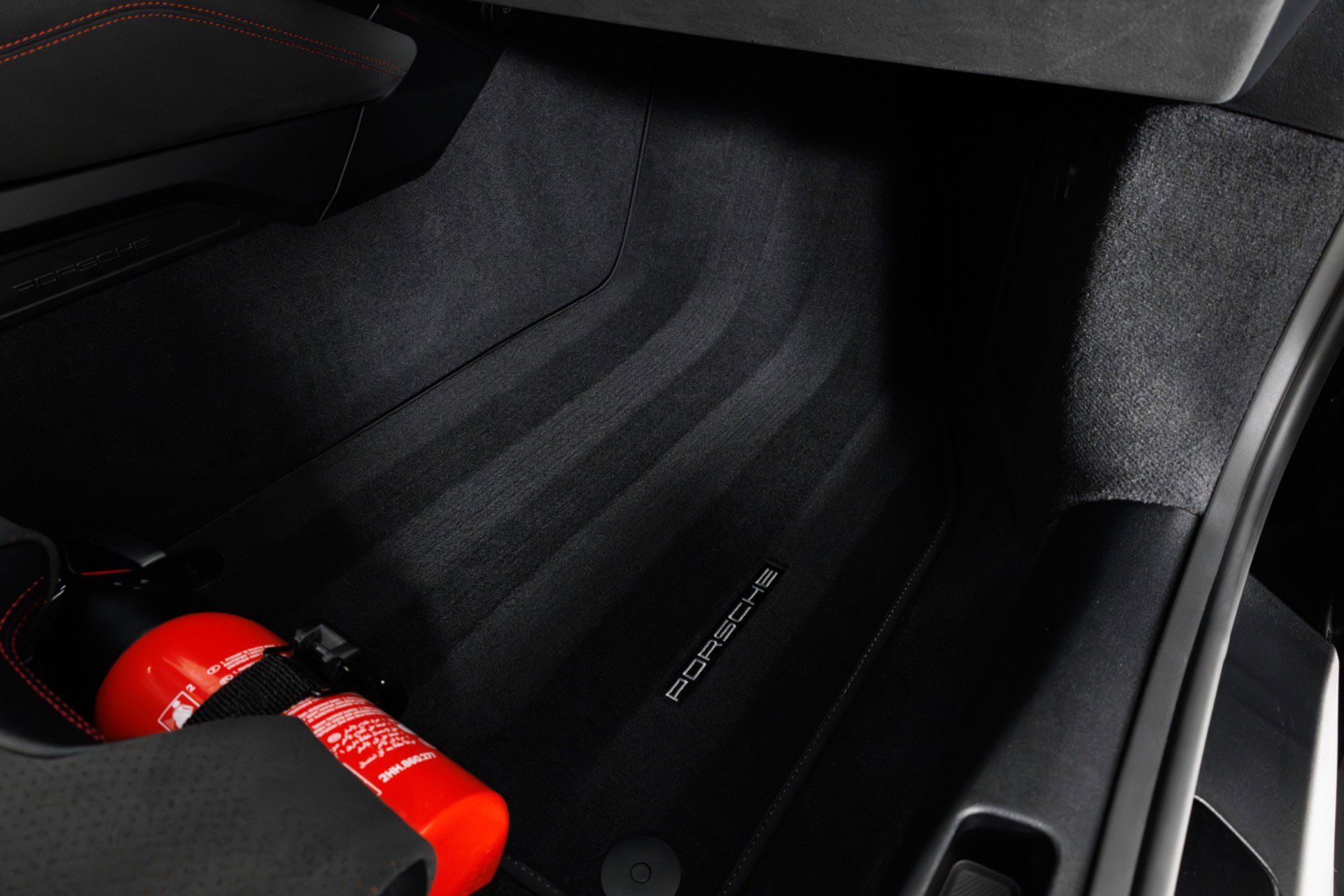 Used 2025 Porsche 911 GT3 RWD image 43