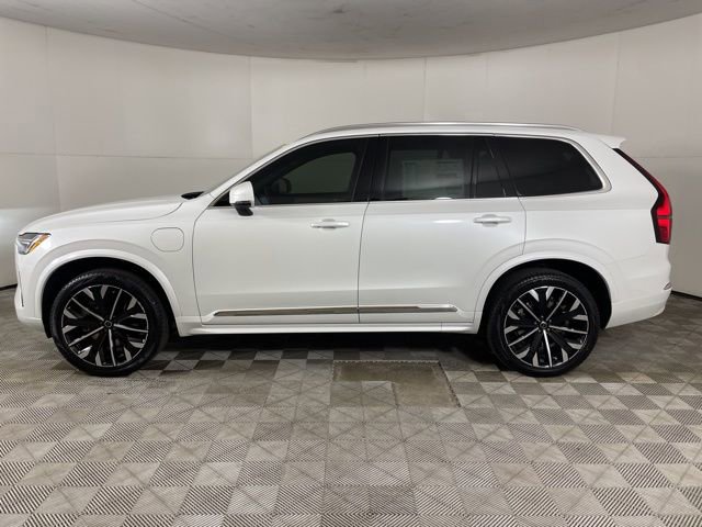 New 2025 Volvo XC90 T8 Core w/ Protection Package AWD/4WD image 5