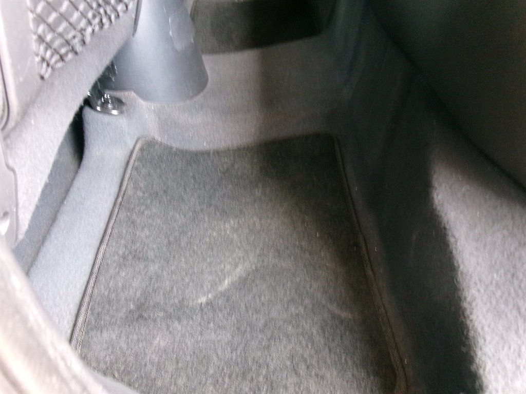 Used 2011 Kia Soul ! FWD image 32