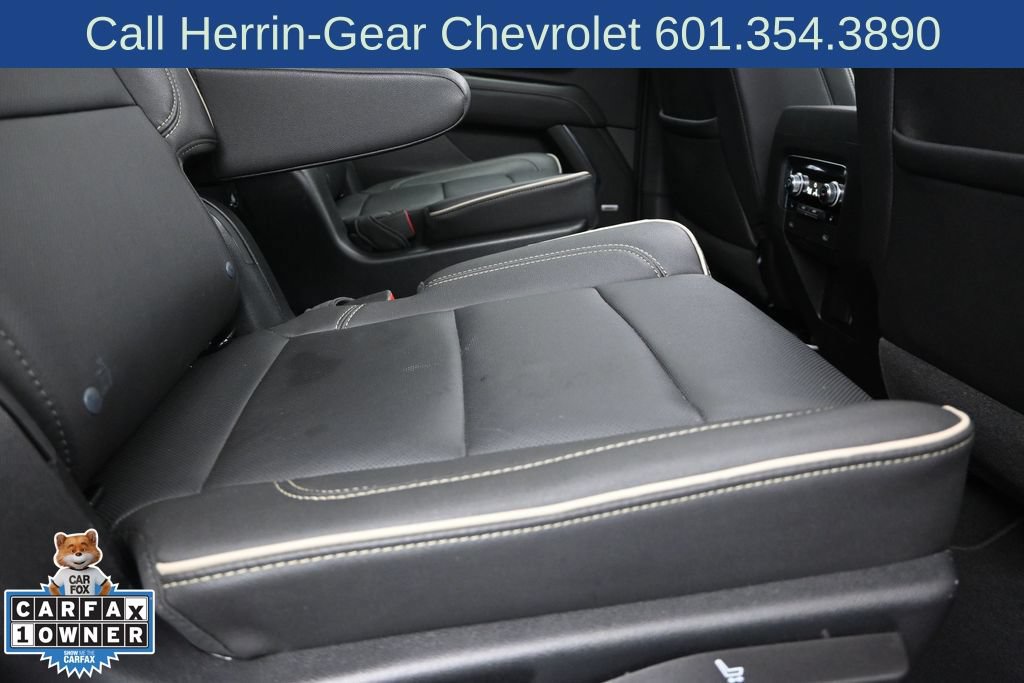 Used 2023 GMC Yukon SLT w/ SLT Premium Package RWD image 22