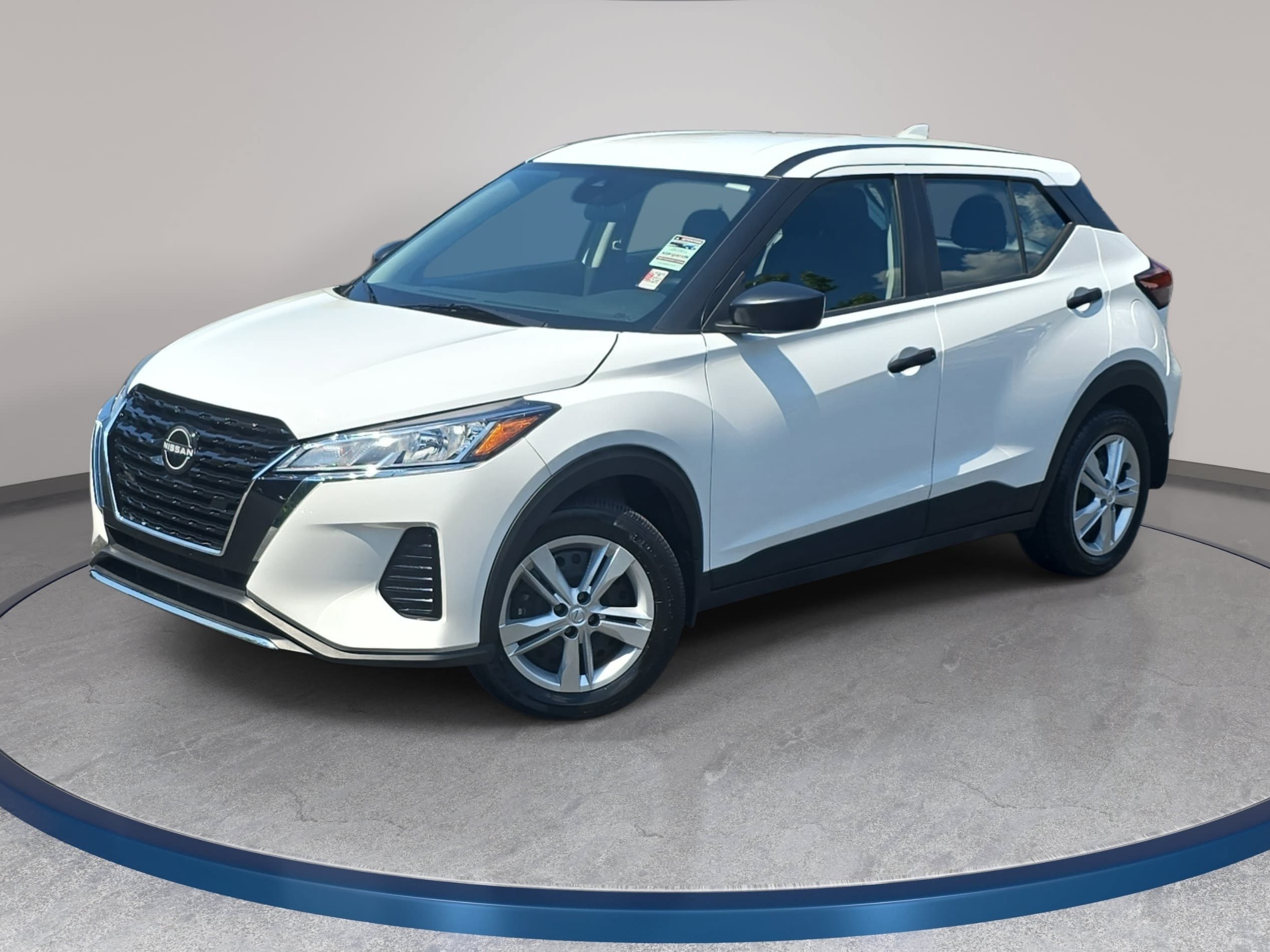 Used 2025 Nissan Kicks Play S FWD image 1