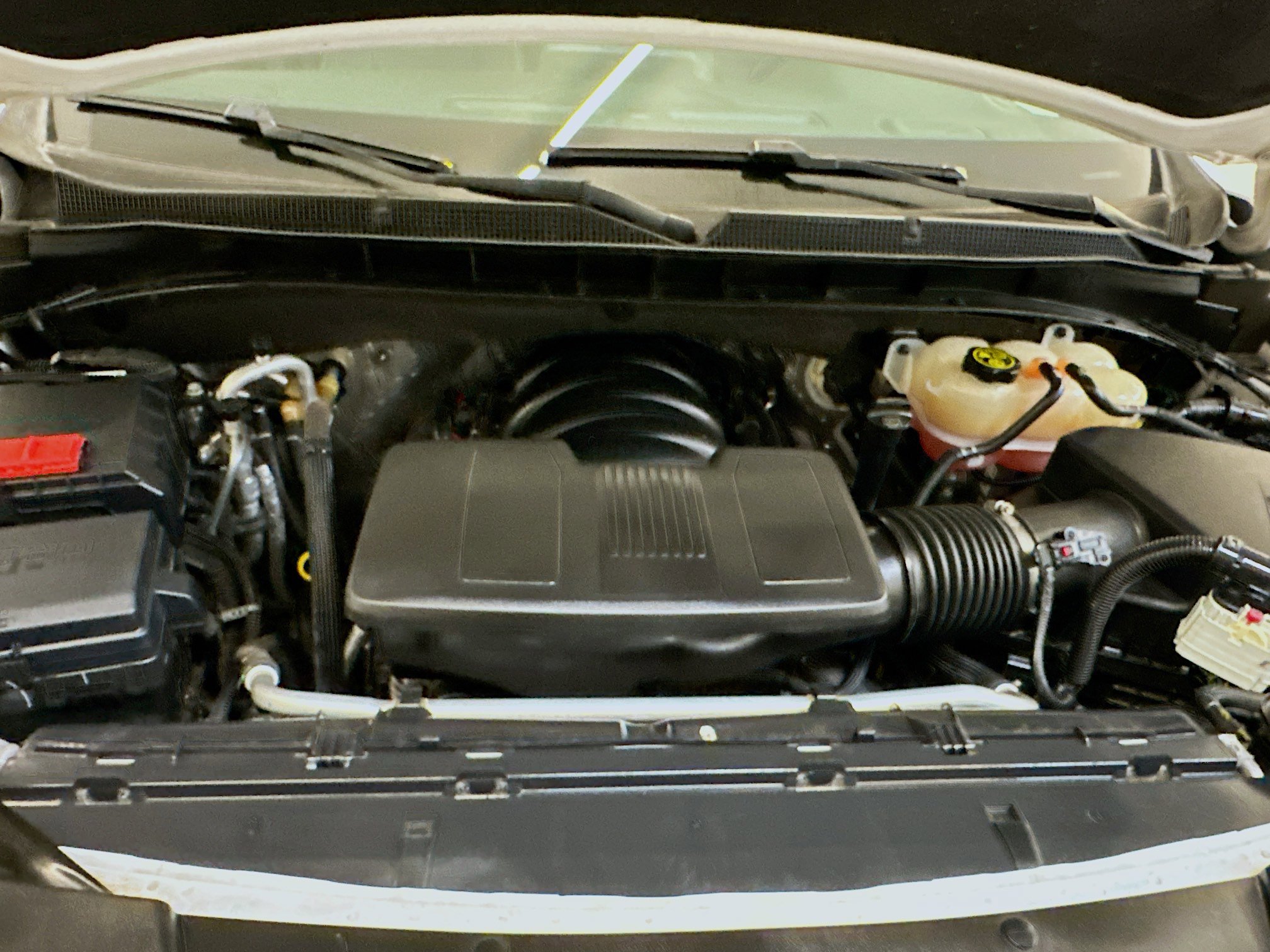 Used 2023 Chevrolet Suburban Premier image 36