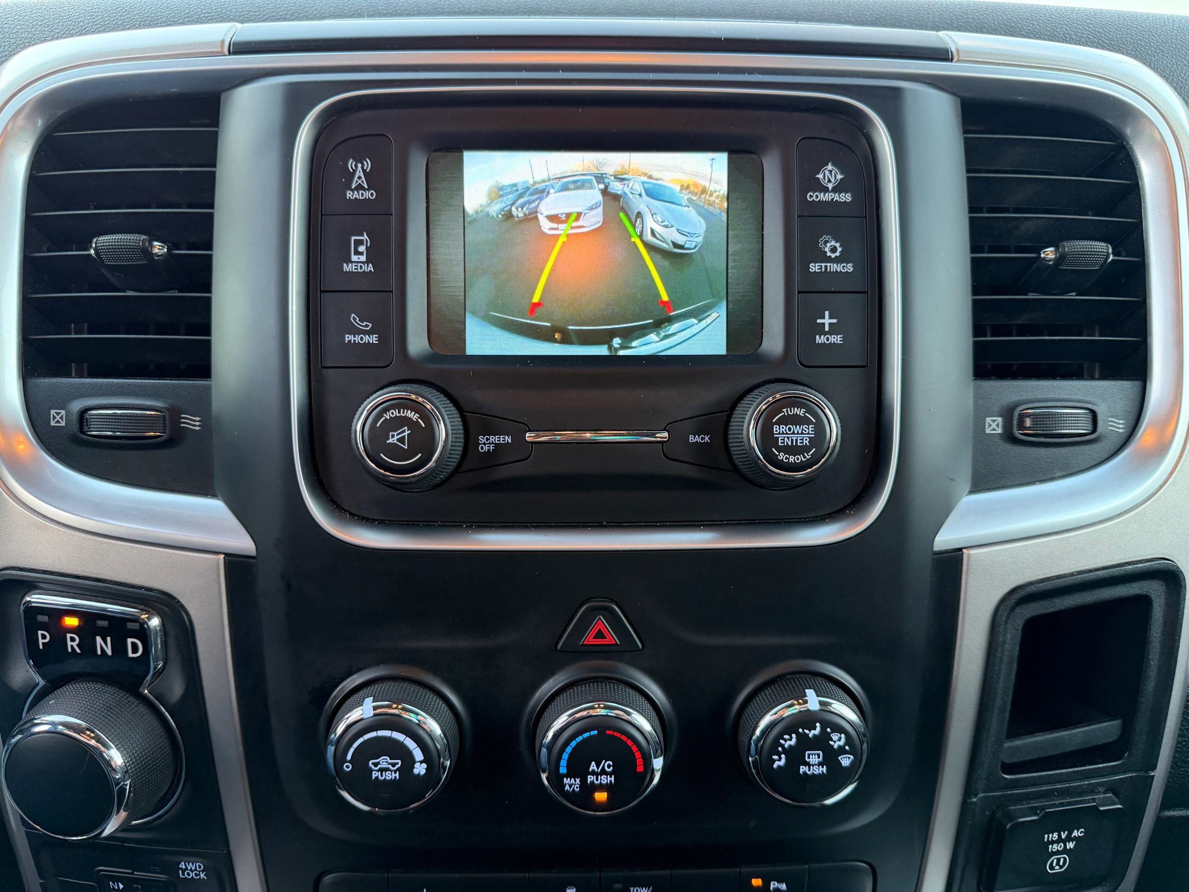 Used 2017 RAM 1500 Classic SLT image 25