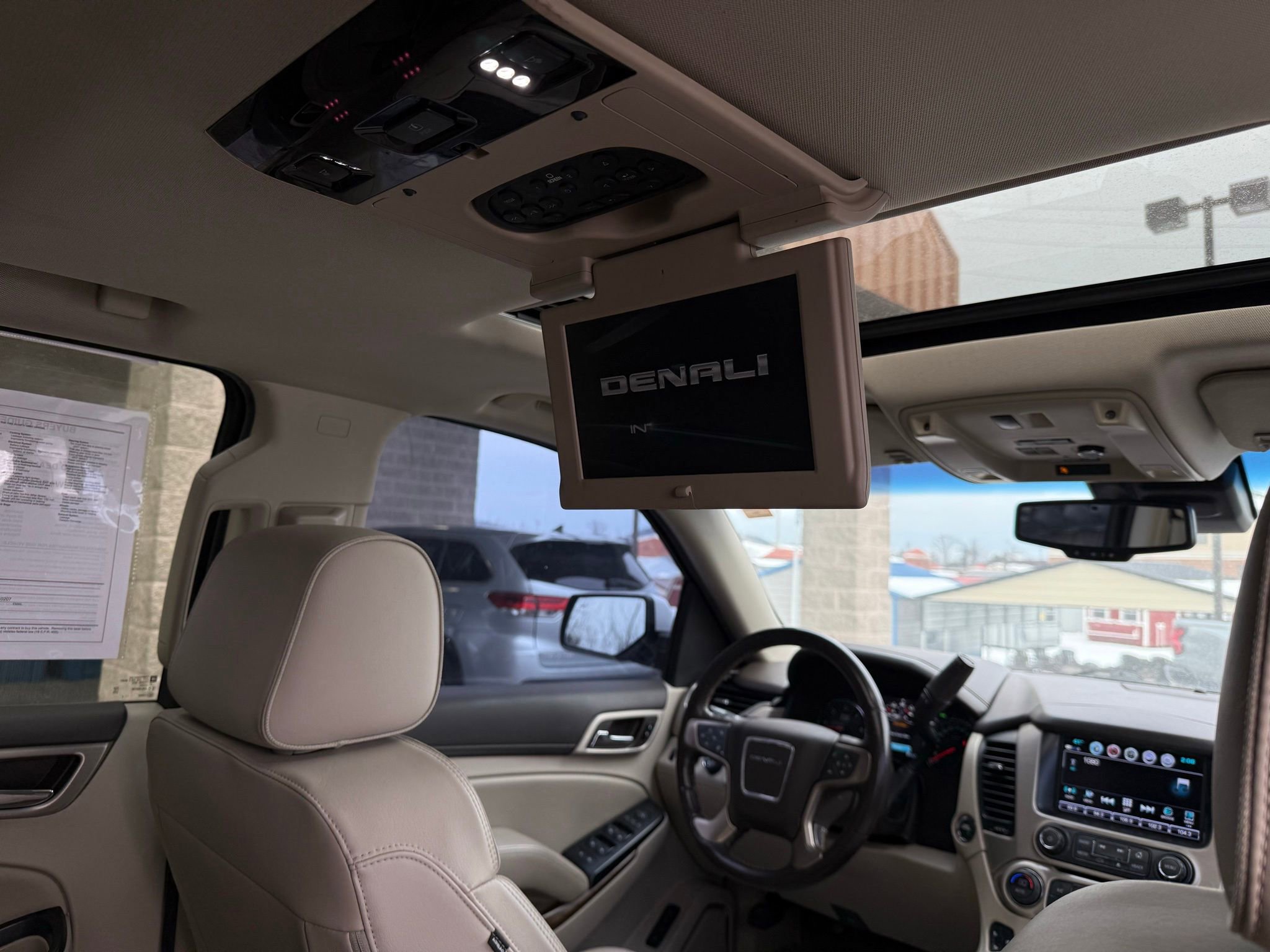 Used 2019 GMC Yukon Denali image 25