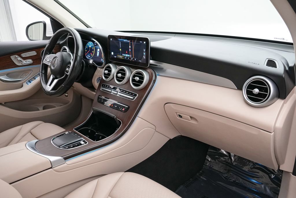 Used 2022 Mercedes-Benz GLC 300 4MATIC image 26