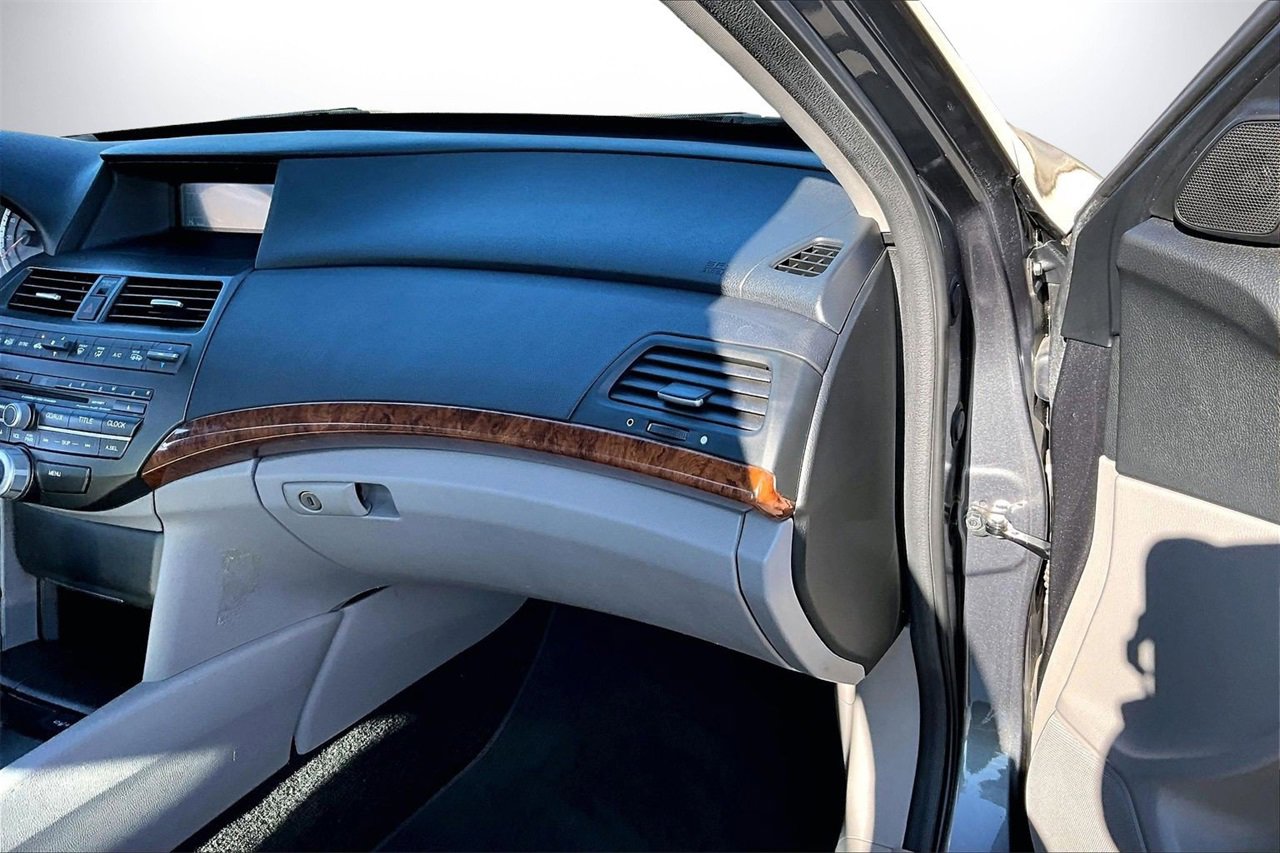 Used 2012 Honda Accord EX-L image 18