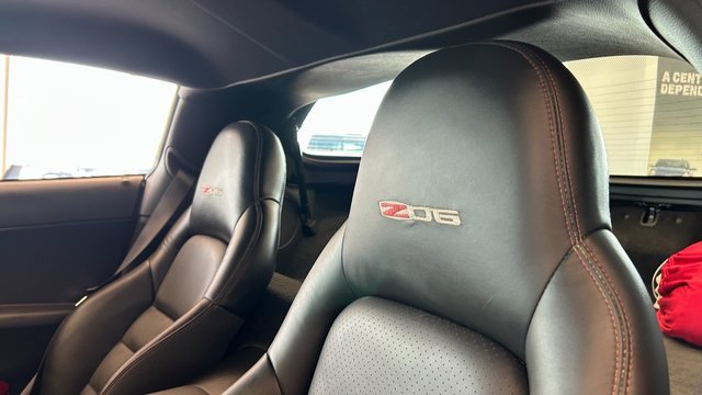Used 2007 Chevrolet Corvette Z06 w/ Preferred Equipment Group image 19