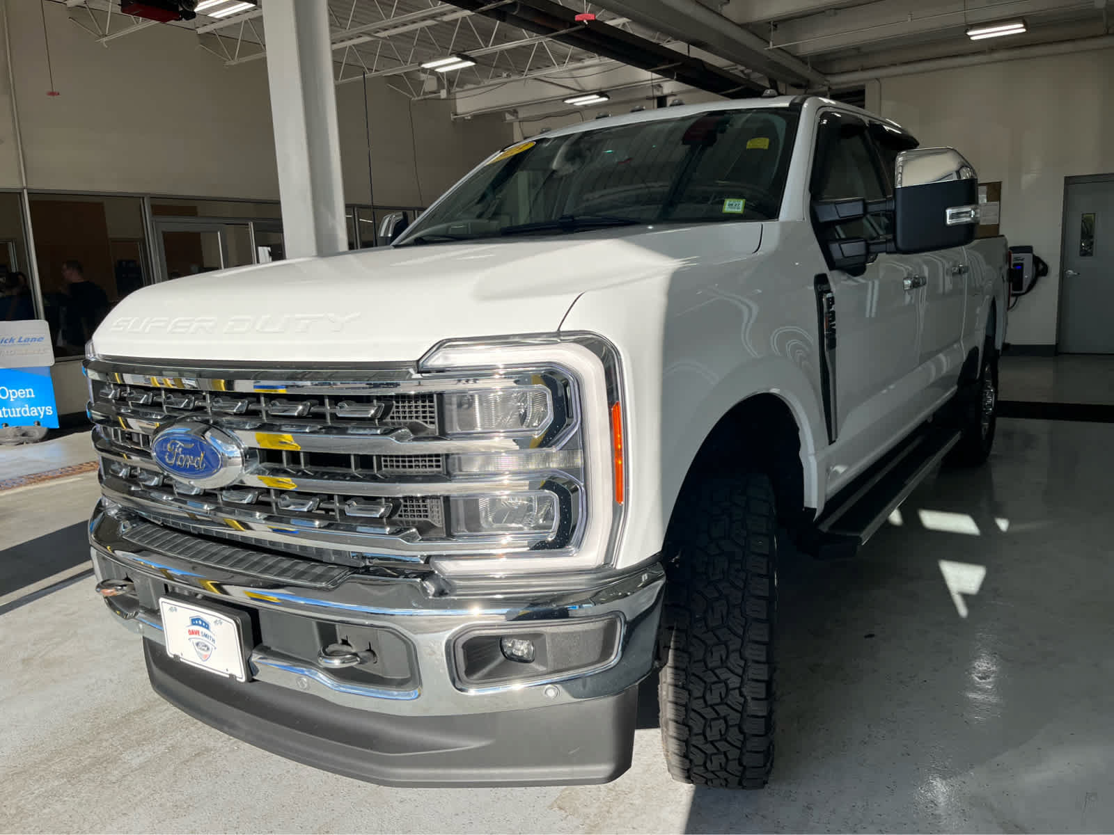 Used 2023 Ford F350 Lariat w/ Tow Technology Package AWD/4WD image 4