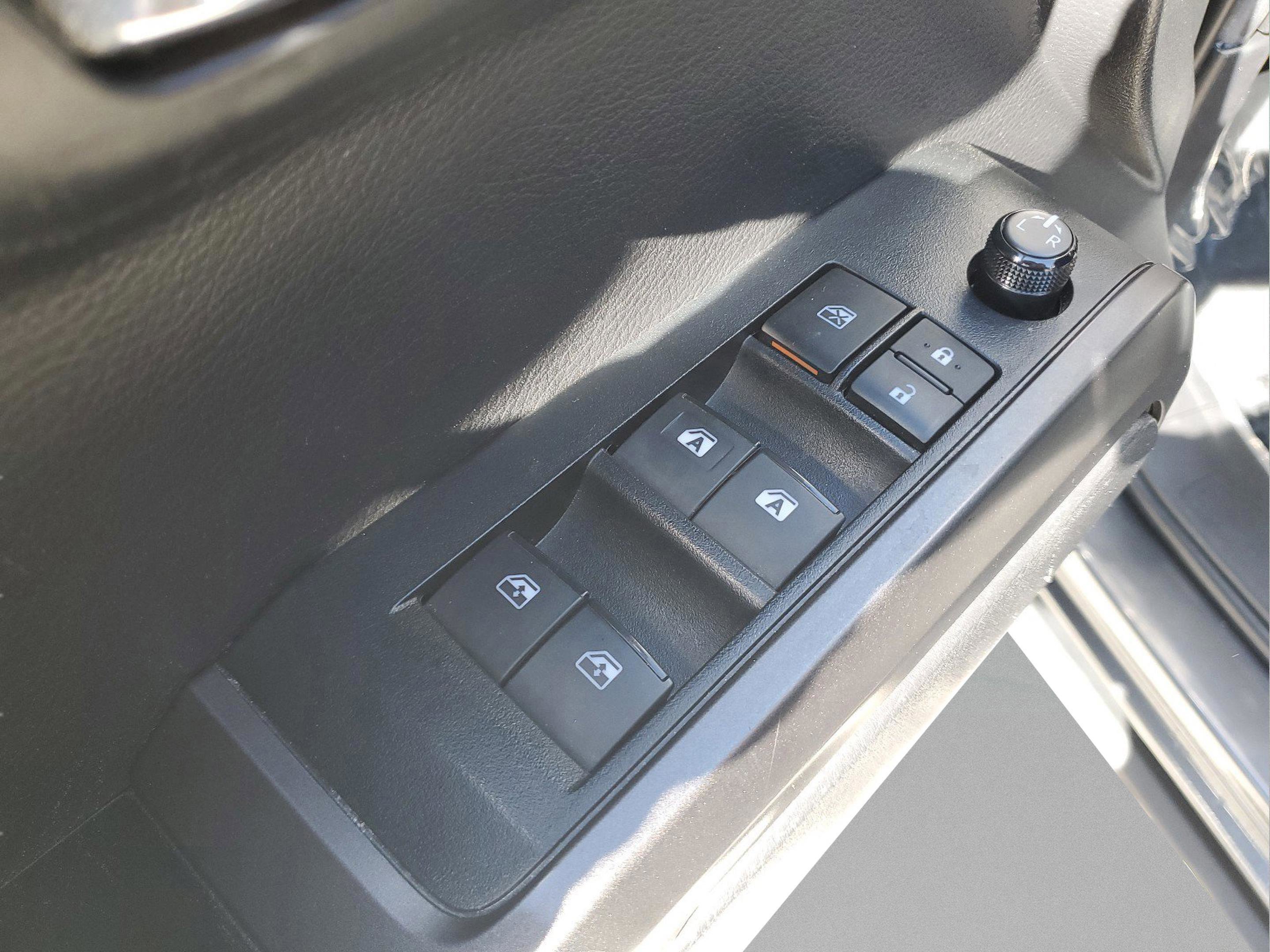 Used 2022 Toyota Tacoma TRD Sport image 21