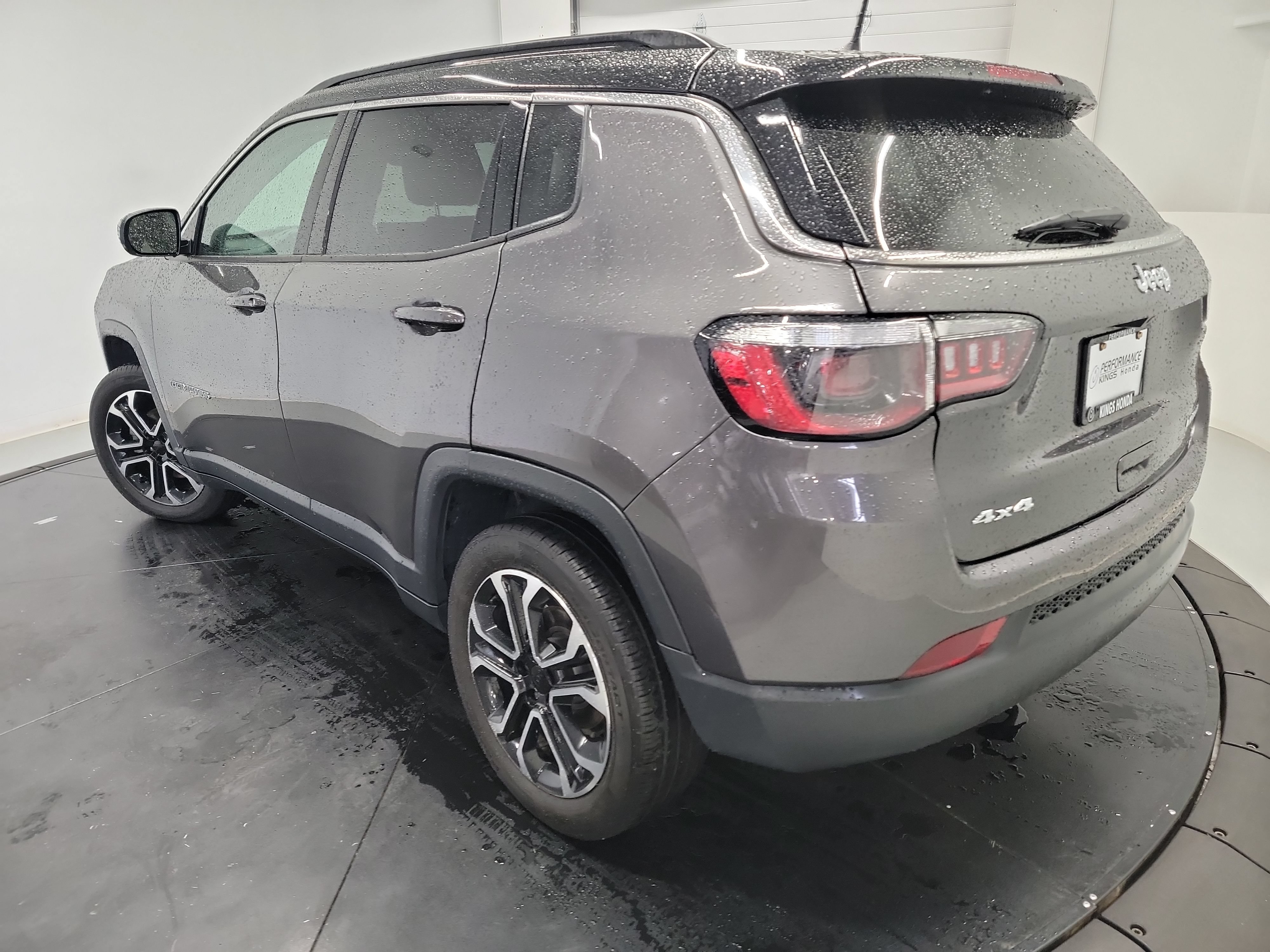 Used 2022 Jeep Compass Limited AWD/4WD image 6