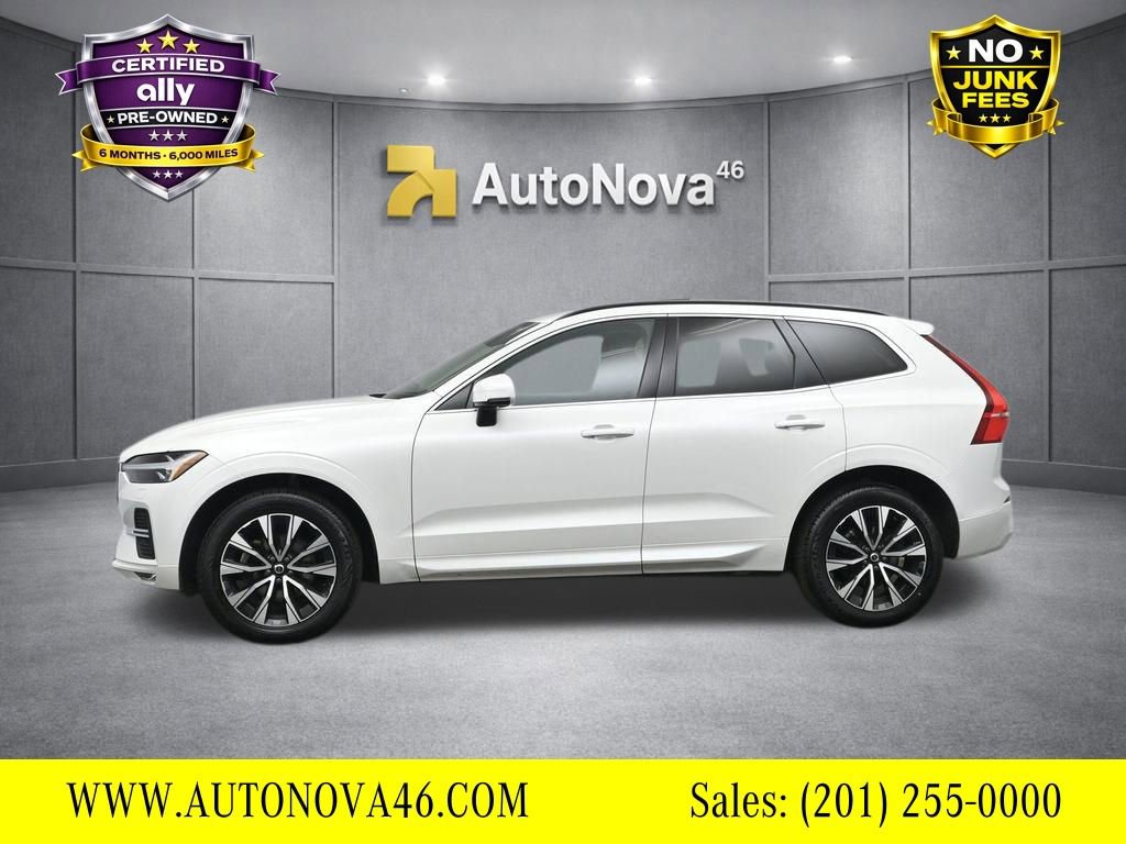 Used 2023 Volvo XC60 B5 Core image 3