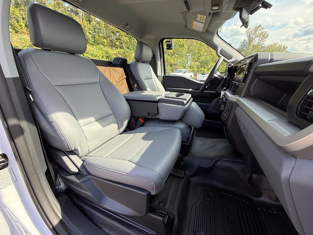 New 2026 Ford F450 XL w/ XL Chrome Package AWD/4WD image 20