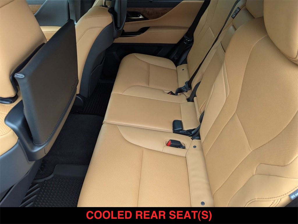 New 2025 Lexus LX 600 4WD w/ Appearance Package image 18