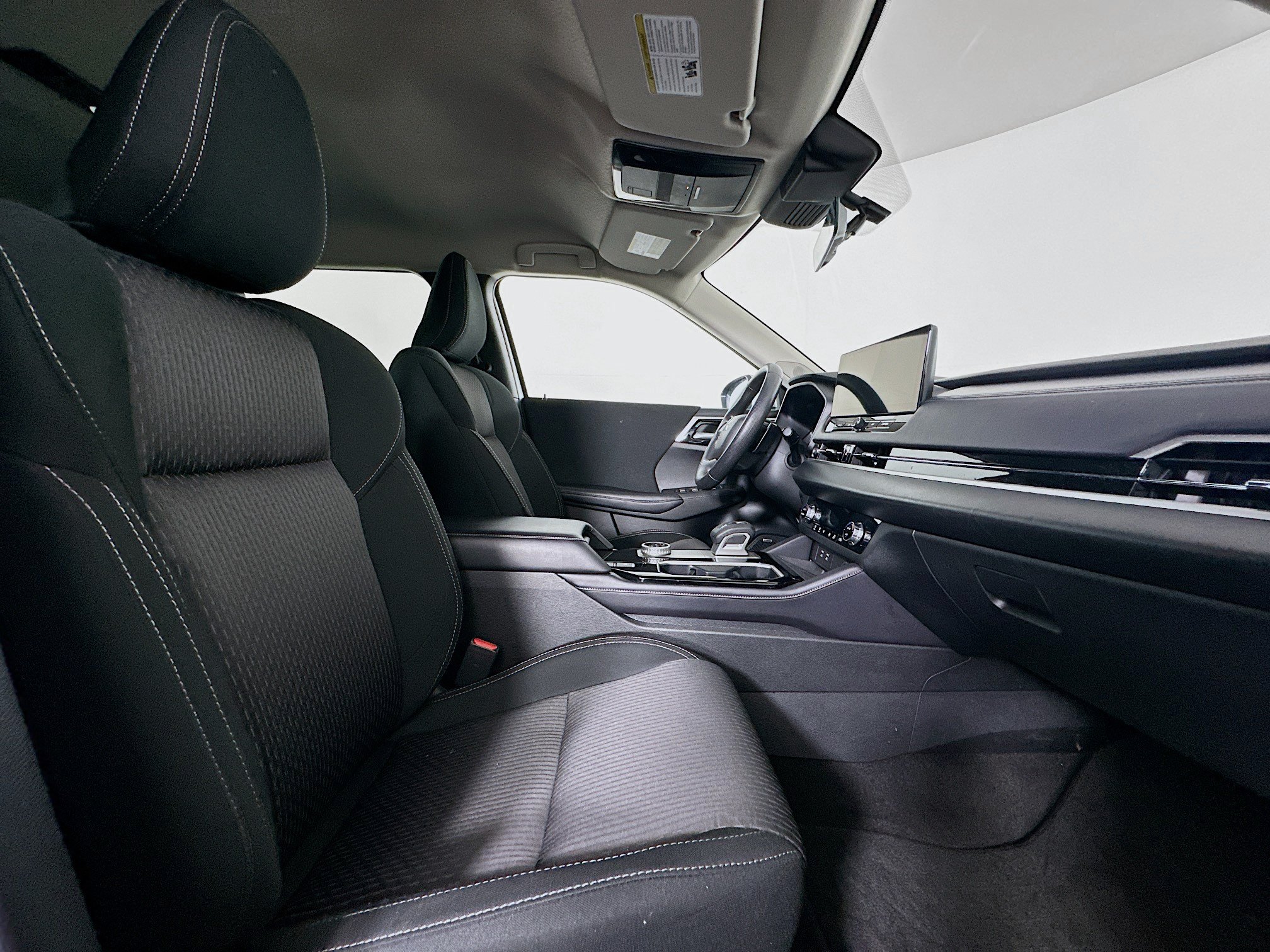Used 2025 Mitsubishi Outlander ES FWD image 31