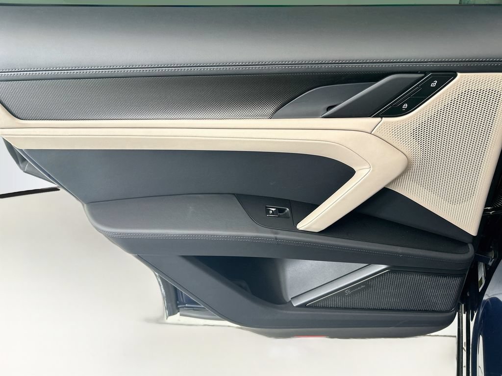 New 2026 Porsche Cayenne Turbo AWD/4WD image 26