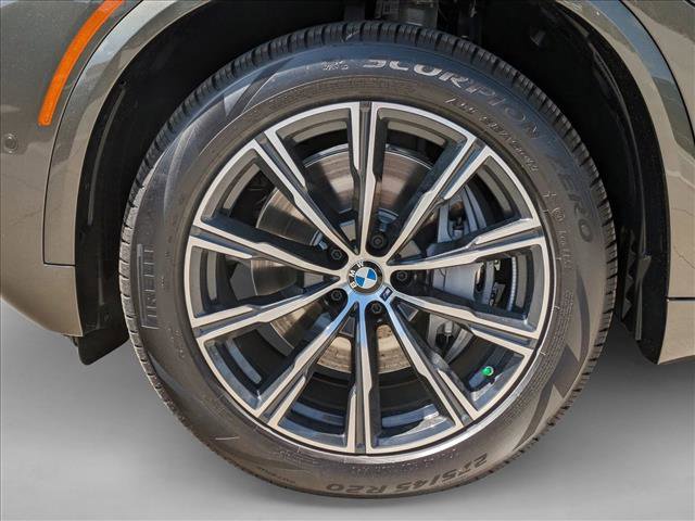 Used 2026 BMW X5 xDrive50e w/ M Sport Package image 10