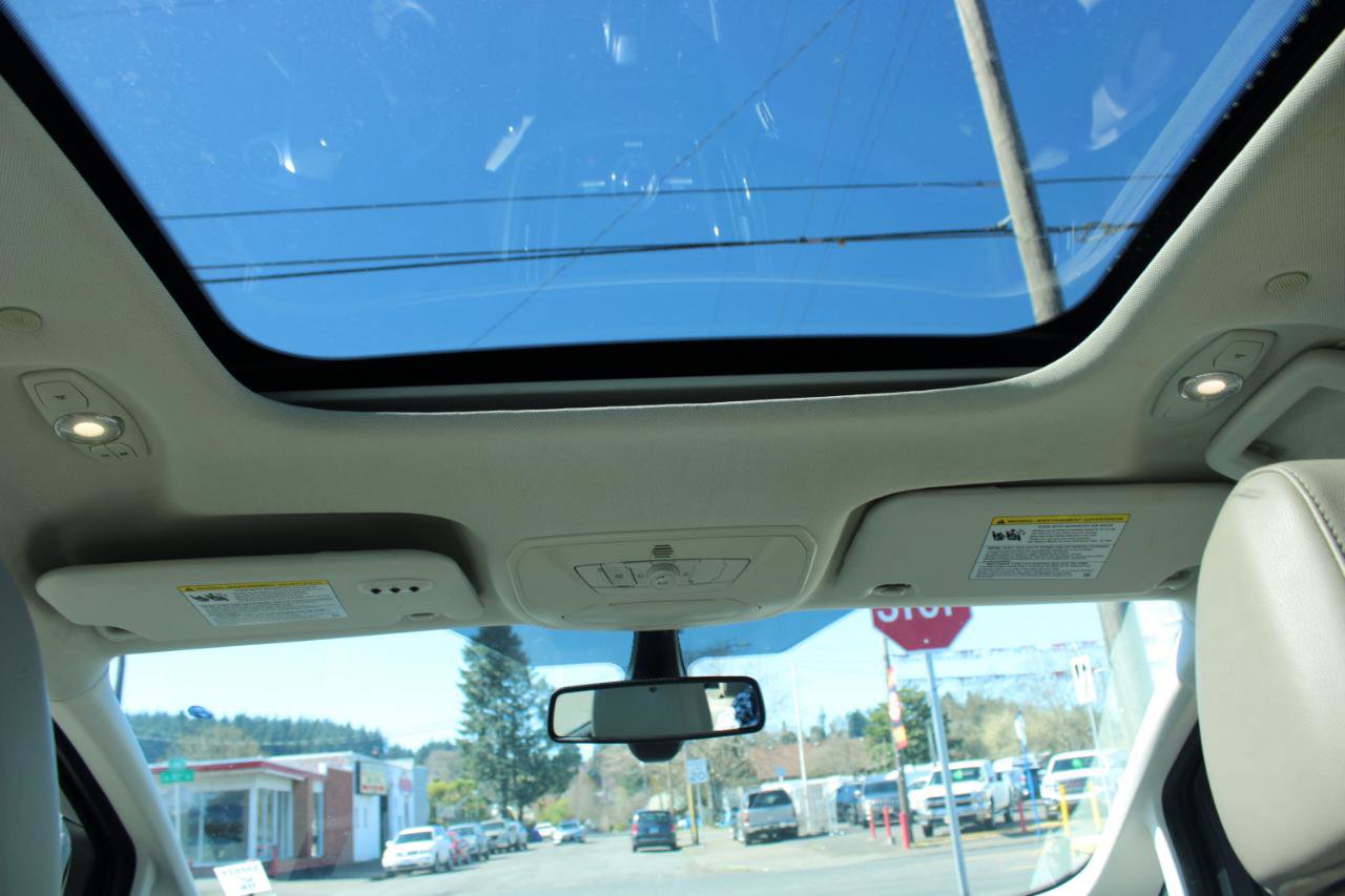 Used 2014 Ford C-MAX SEL w/ Equipment Group 303A image 12