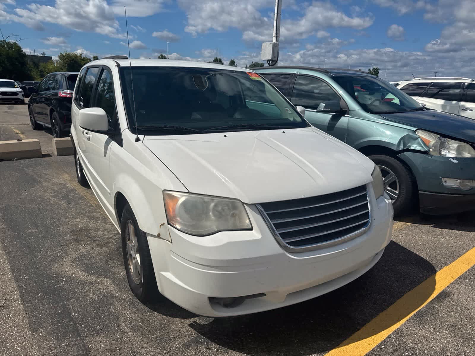 Used 2013 Dodge Grand Caravan SXT FWD image 23