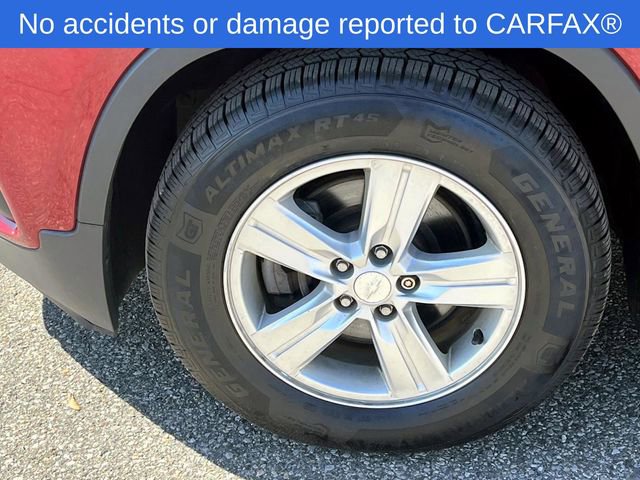 Used 2019 Chevrolet Trax LT w/ LT Convenience Package image 11