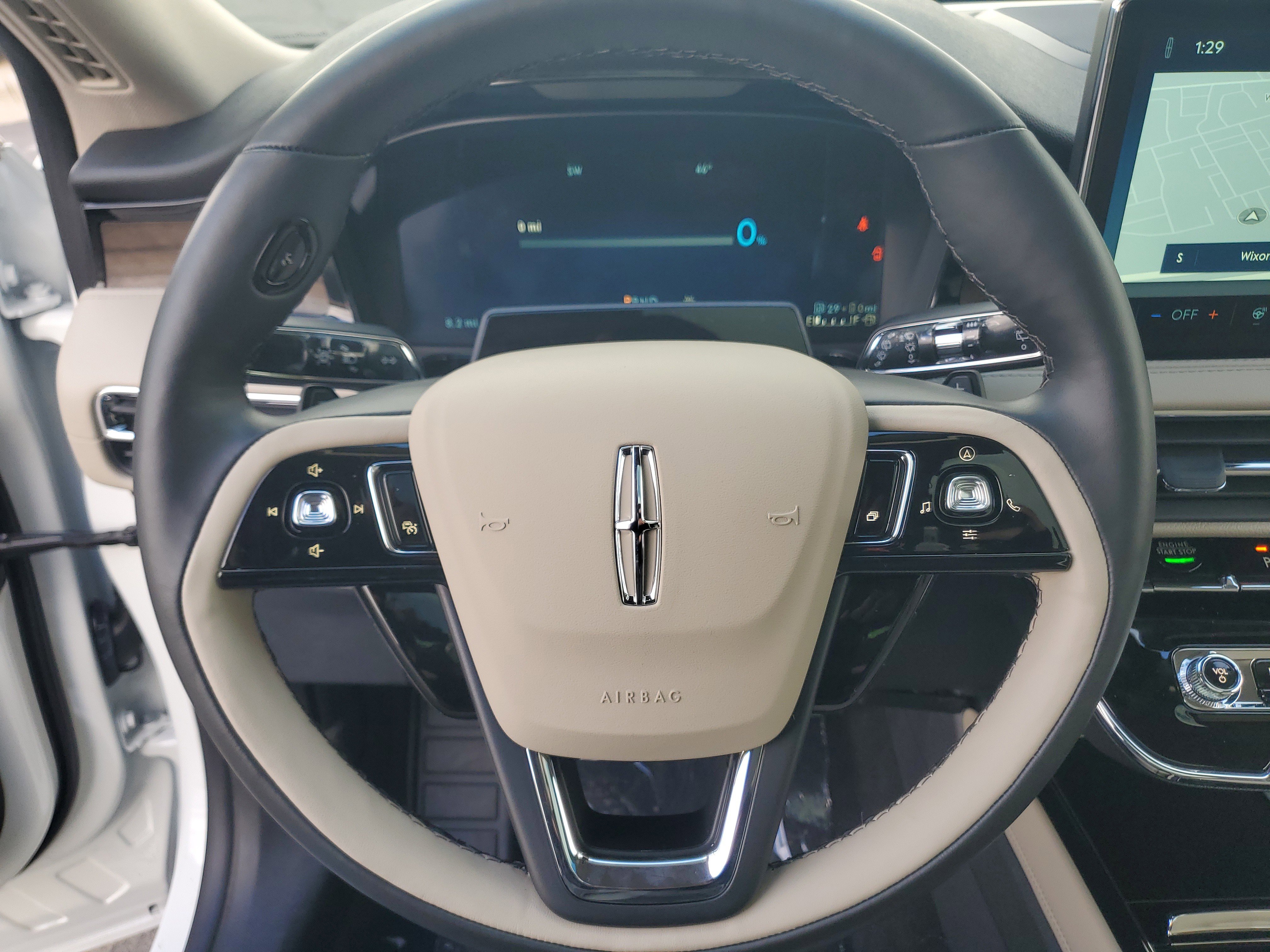 New 2026 Lincoln Corsair Grand Touring image 16