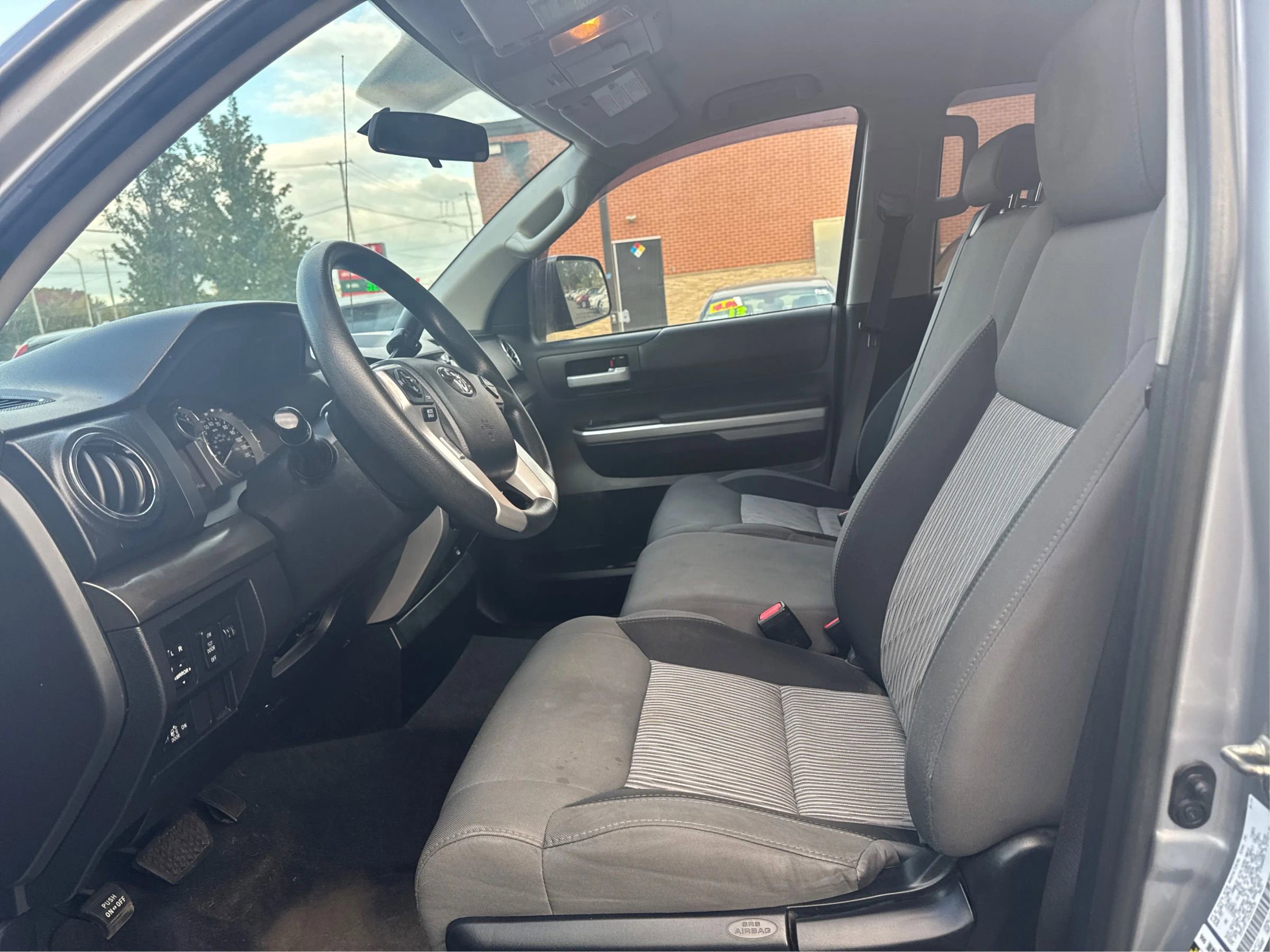 Used 2014 Toyota Tundra SR5 image 10