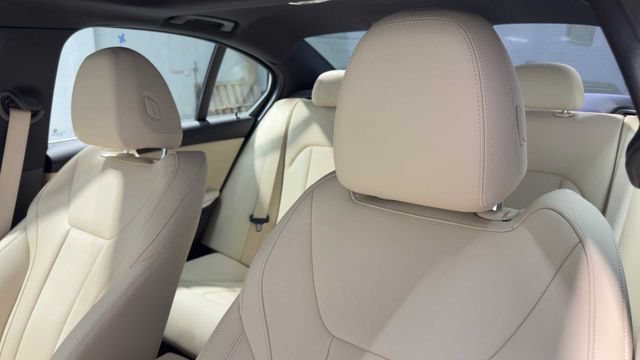 Used 2020 BMW 330i Sedan w/ Convenience Package RWD image 24
