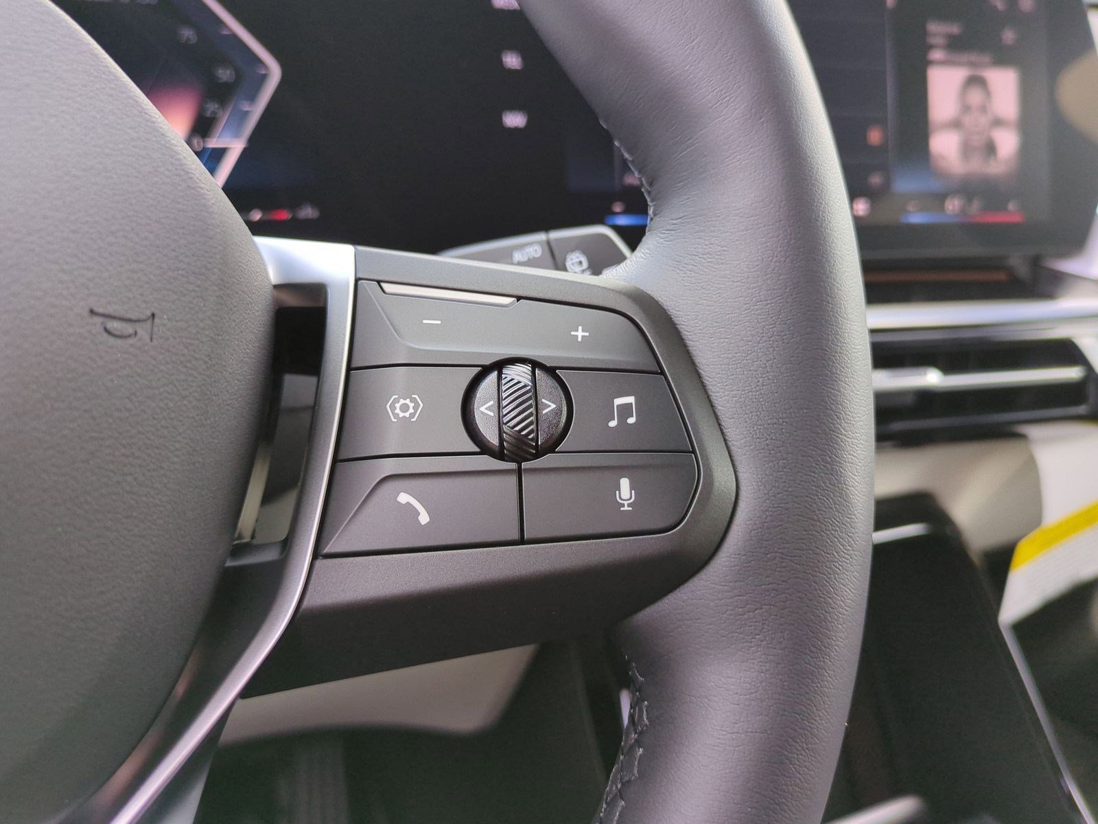 Certified 2026 BMW X1 xDrive28i w/ Technology Package image 19