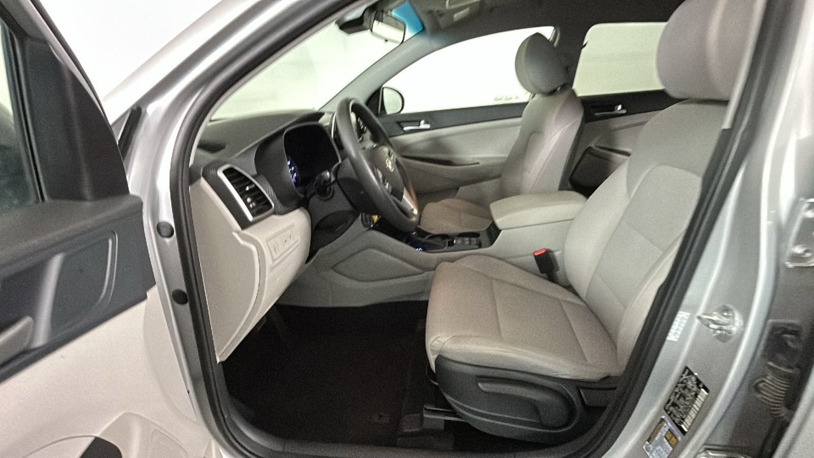 Used 2021 Hyundai Tucson SE FWD image 14