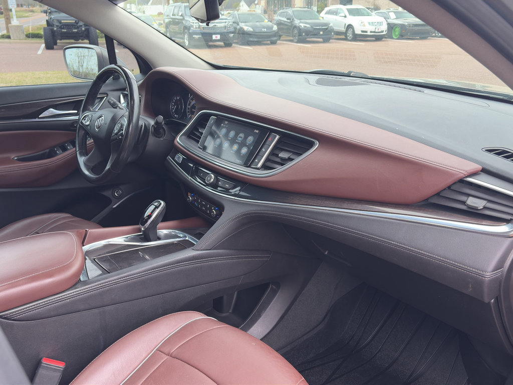 Used 2019 Buick Enclave Avenir image 19