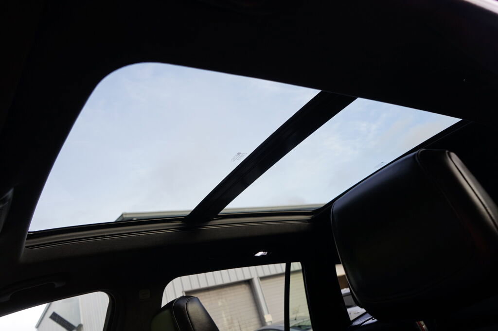 Used 2020 Cadillac XT6 Premium Luxury w/ Platinum Package image 18