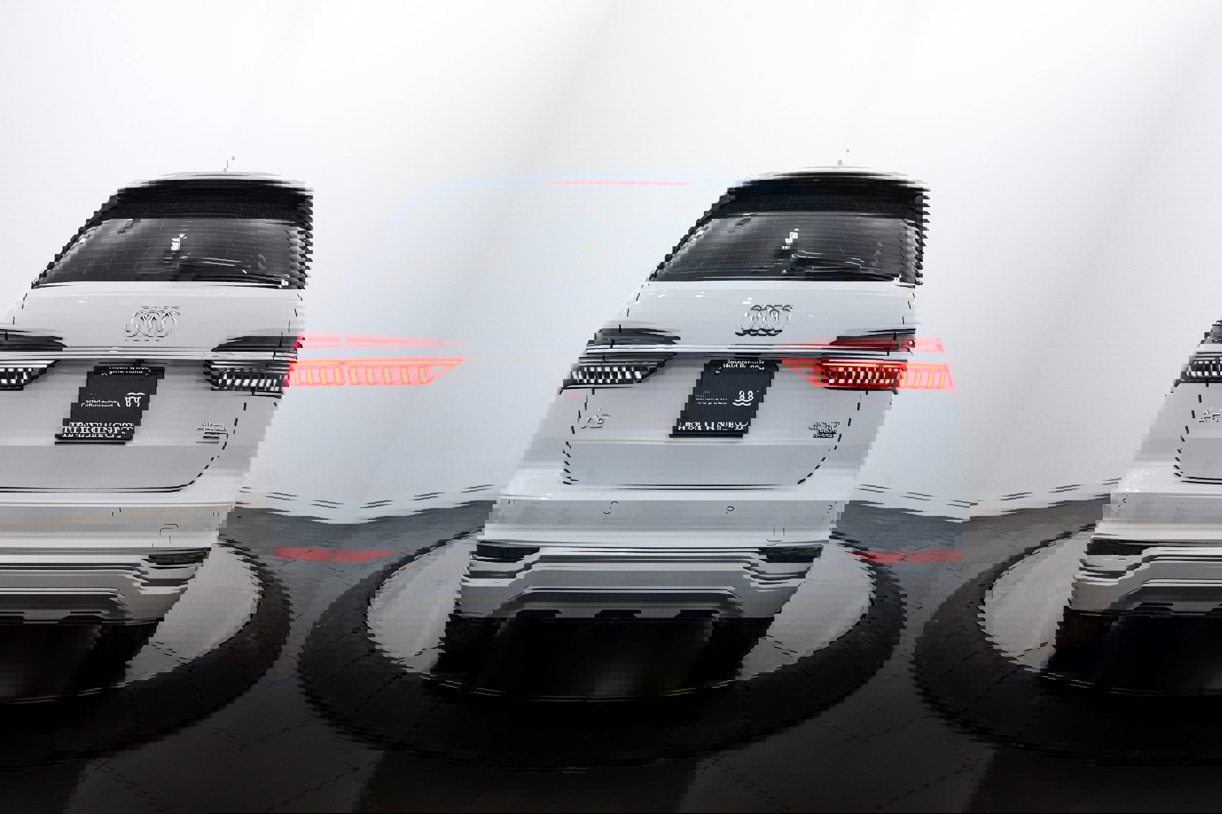 Certified 2025 Audi A6 Premium Plus w/ Driver Assistance Package image 26