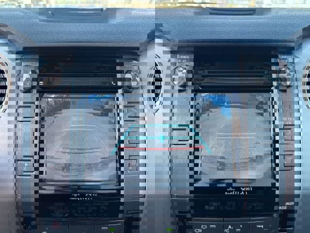 Used 2016 Toyota Tundra SR5 w/ SR5 Upgrade Package image 29