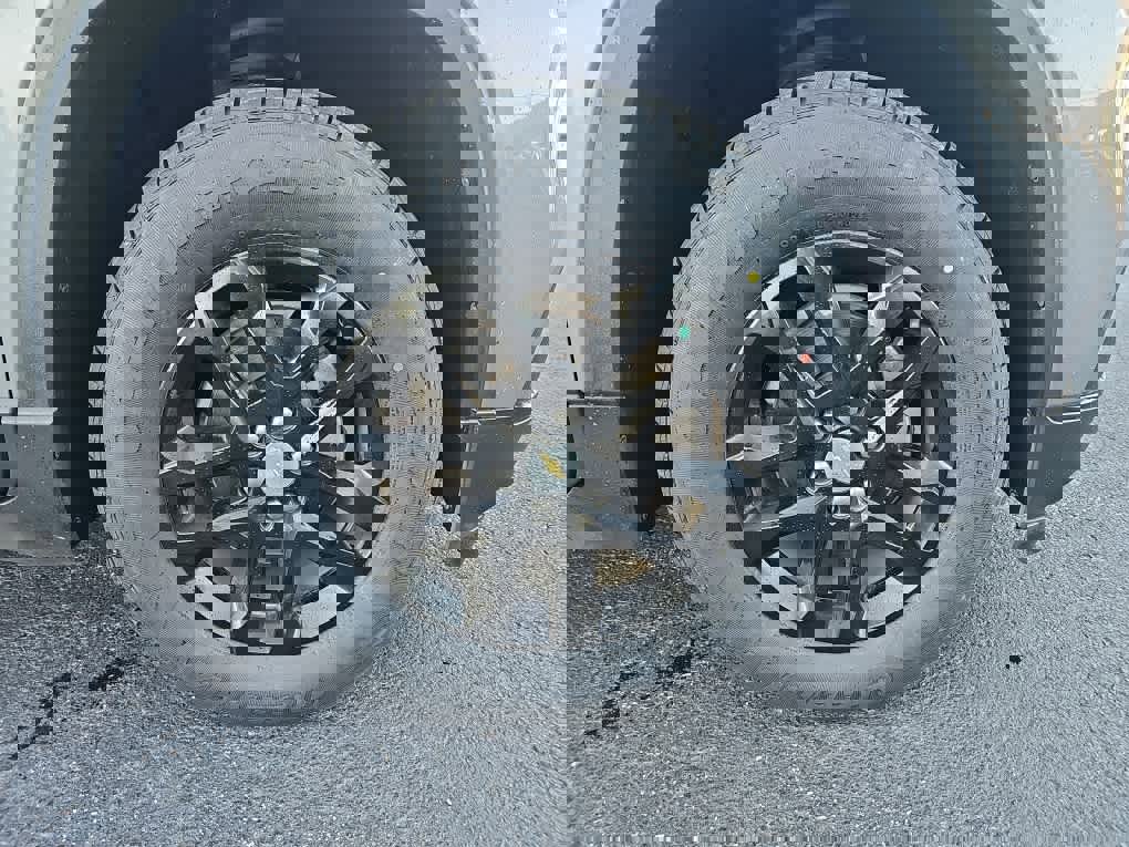 Used 2019 Chevrolet Traverse LS image 12