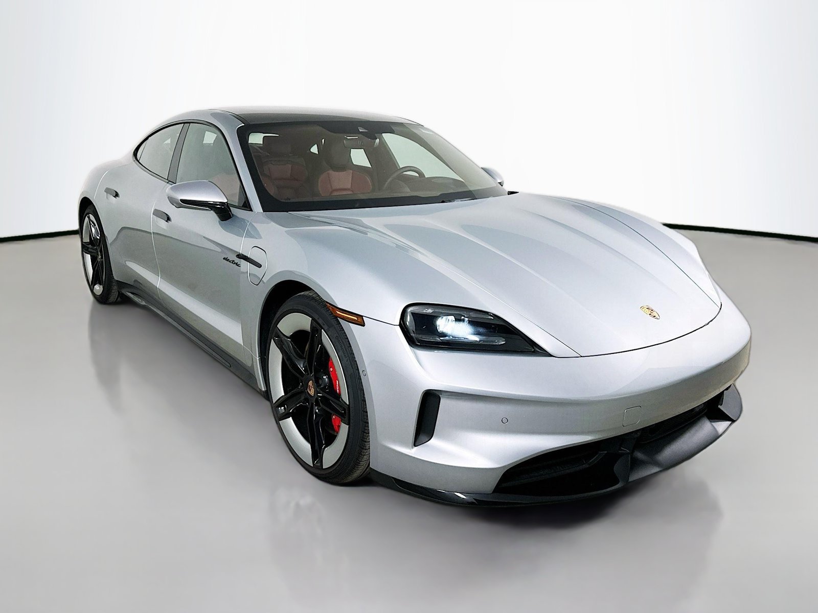 New 2026 Porsche Taycan GTS AWD/4WD image 3