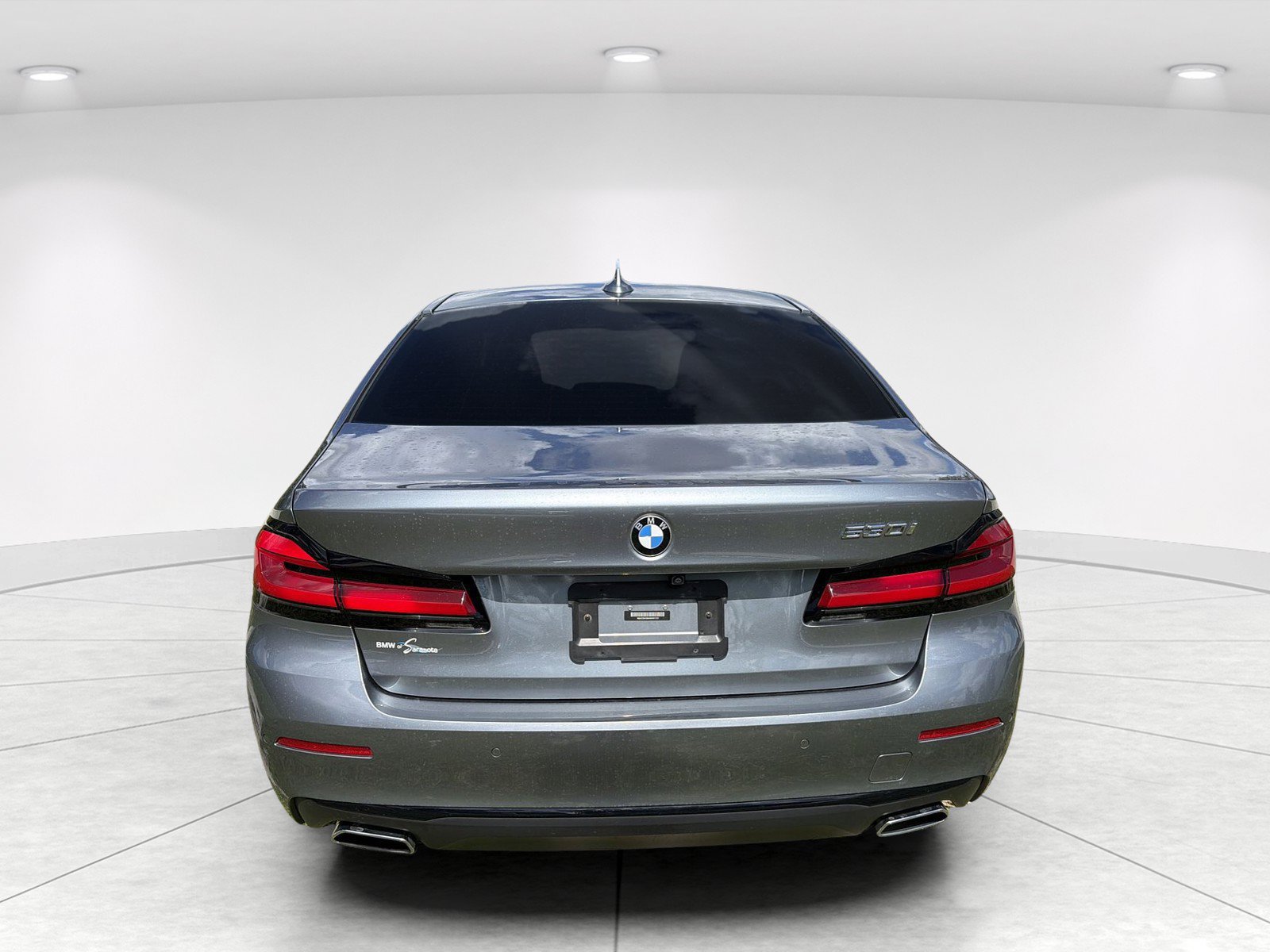 Used 2021 BMW 530i w/ Premium Package RWD image 5