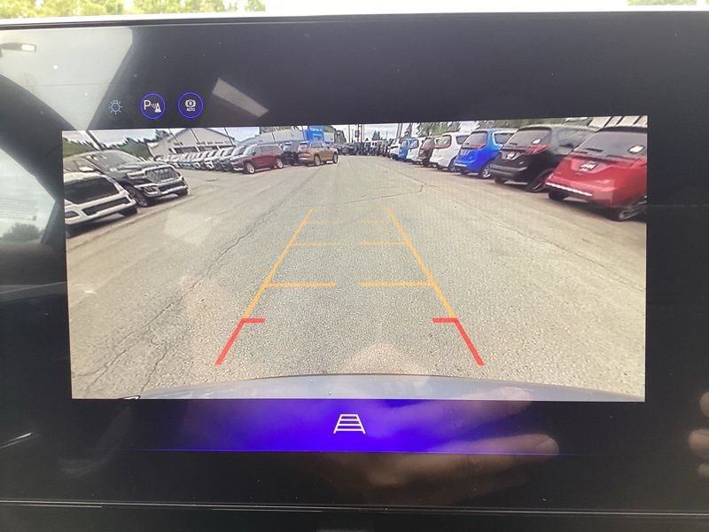 New 2027 Chevrolet Equinox ACTIV w/ LPO, Floor Liner Package AWD/4WD image 45