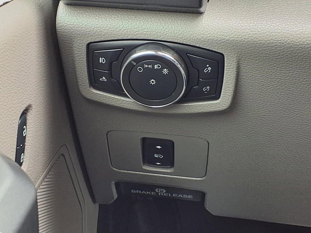 Used 2017 Ford F250 XLT w/ XLT Value Package image 24