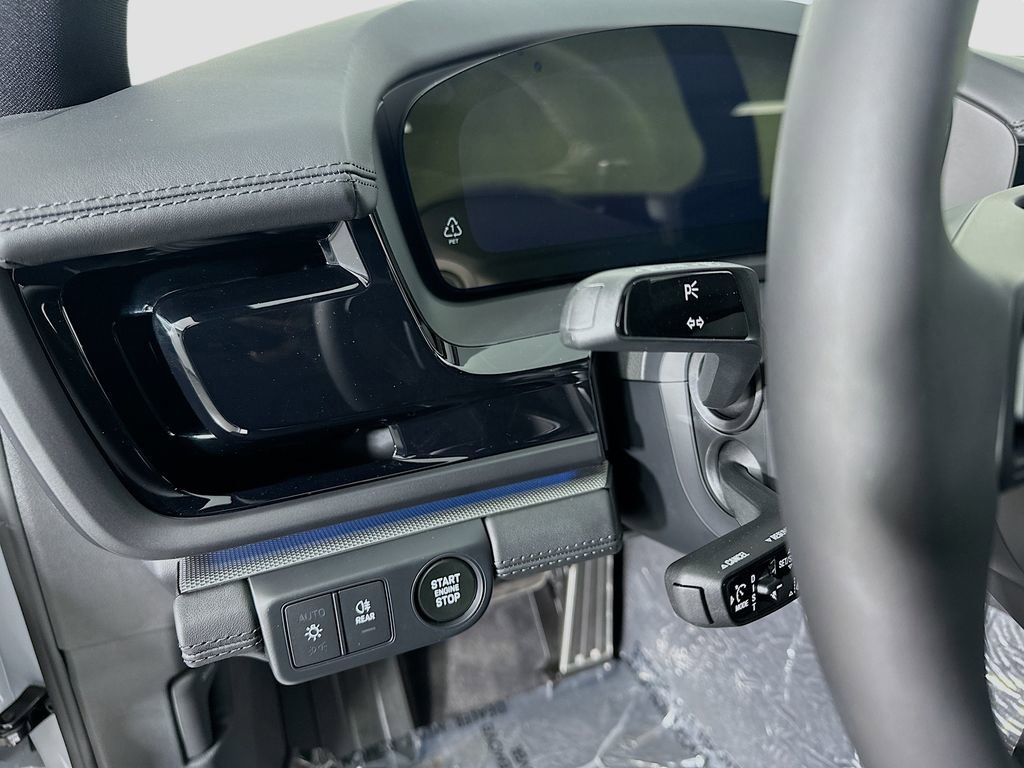 New 2025 Porsche Panamera image 11